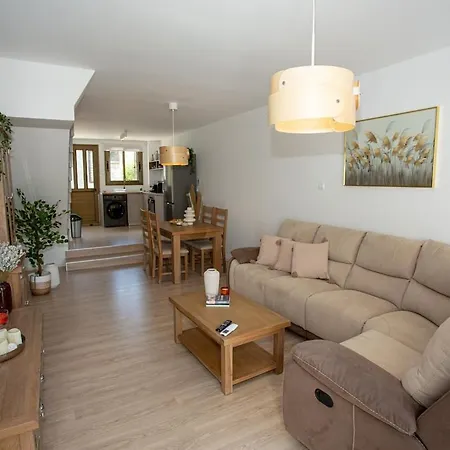 Estéa Melina's Summer Townhouse *