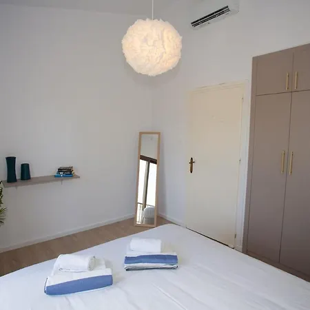 Estea Melina's Summer Townhouse * פאפוס