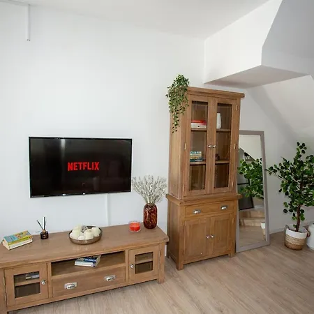 Case de vacanță Estea Melina's Summer Townhouse