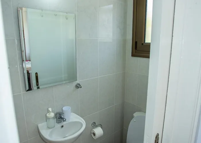 Estea Melina's Summer Townhouse Paphos