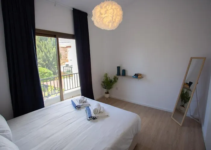 Estea Melina's Summer Townhouse * Paphos